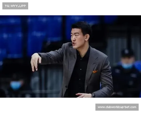 浙江广厦更衣室连夜观看G5录像 王博严厉批评球员过早表现冠军心态 浙江广厦更衣室连夜观看G5录像 王博严厉批评球员过早表现冠军心态