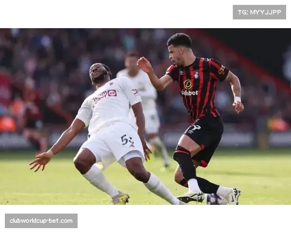 曼联B费前场自由人角色受限，伯恩茅斯中场绞杀战术切断核心传球线路